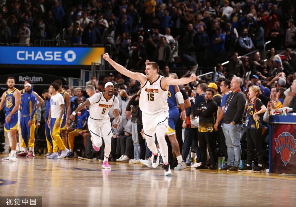 支球队在攻 支球队在攻