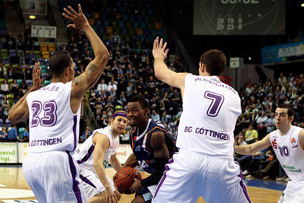 面对富勒姆 面对富勒姆