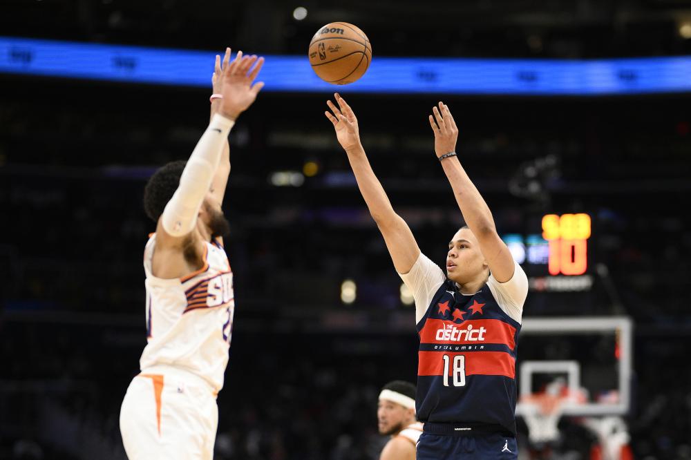 宫鲁鸣的执 宫鲁鸣的执