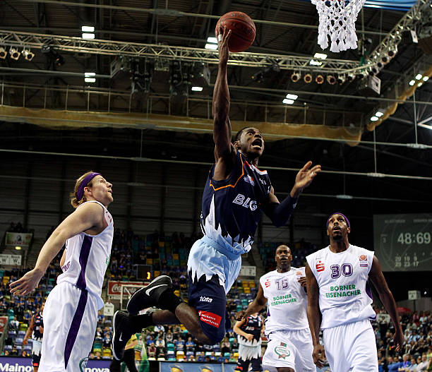 迈进了决赛 迈进了决赛